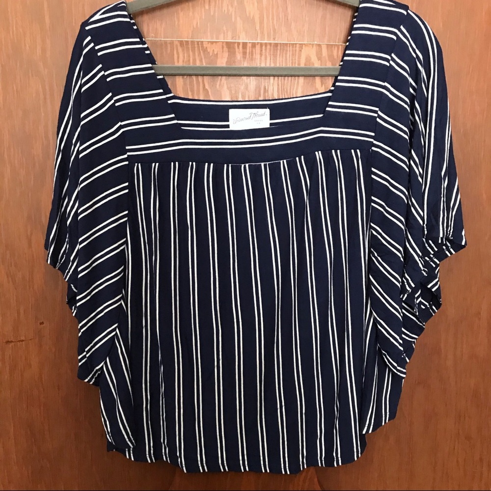 Universal Thread shirt